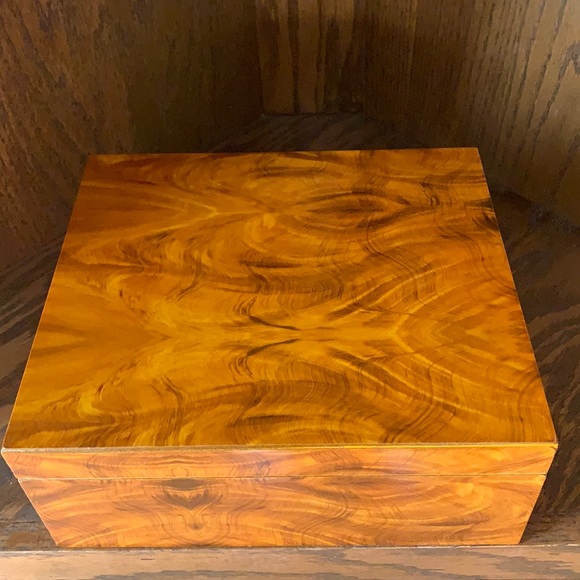 Vtg Burlwood Humidor Supreme by Quality Imports